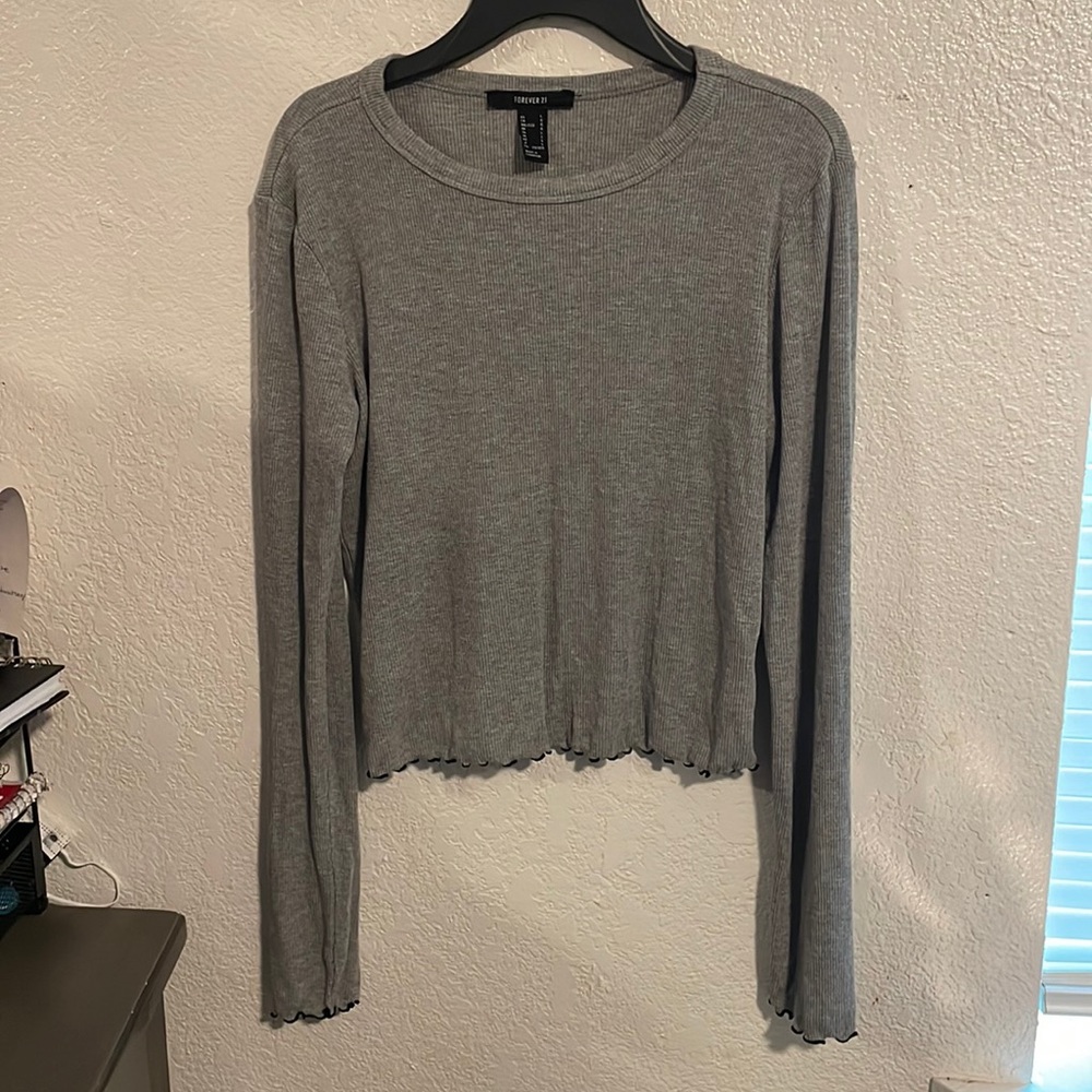 Forever 21 Womens Grey Long-Sleve shirt